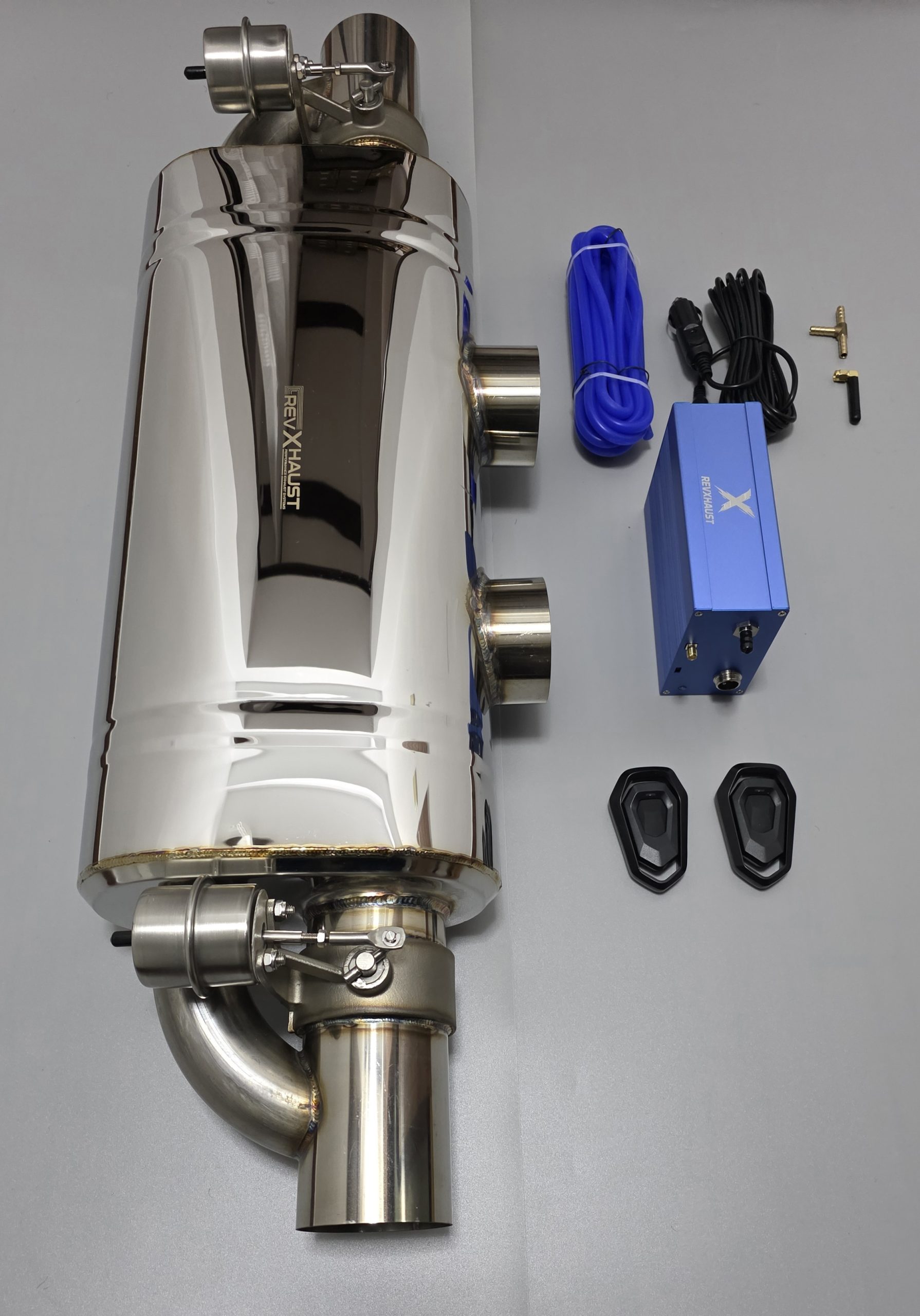 Tobă Sport REVXHAUST T Dual In – Dual Out cu Clapetă evacuare Vacuum